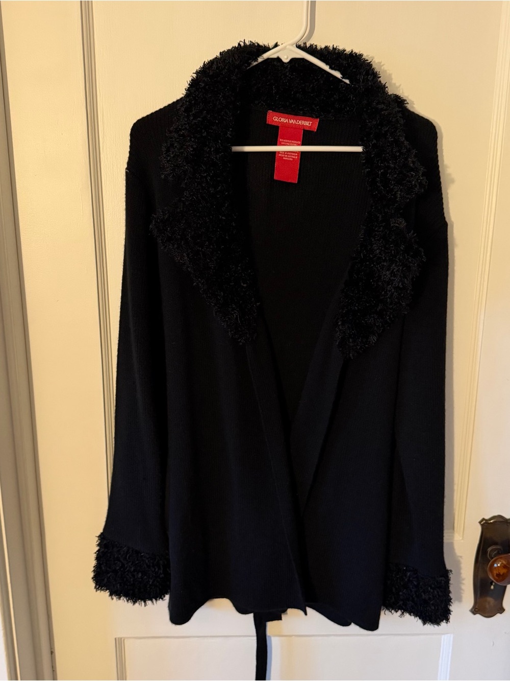 Gloria Vanderbilt Black Open-Front Cardigan with Plush Collar and Cuffs